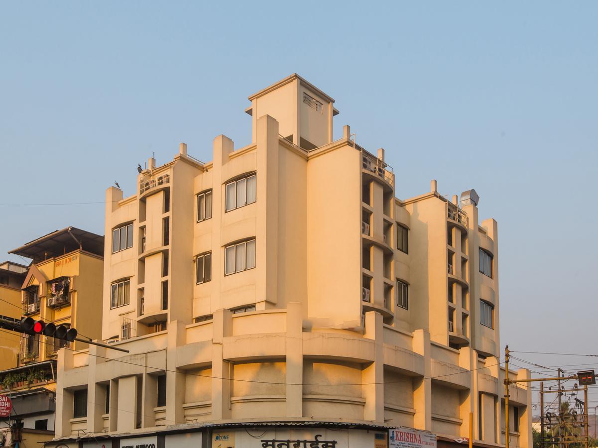 Oyo 13089 Hotel Gold Crest Navi Mumbai Dış mekan fotoğraf