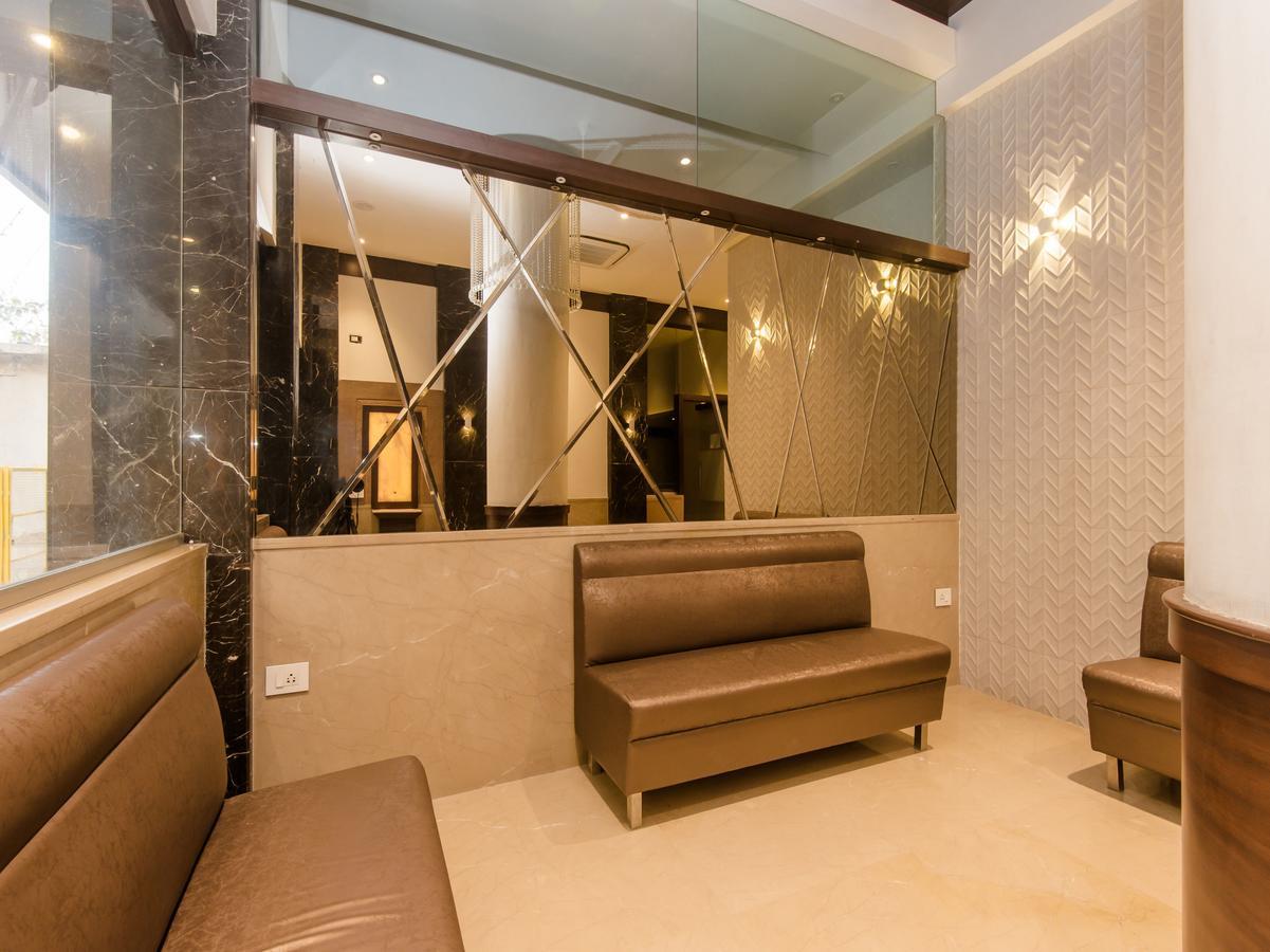 Oyo 13089 Hotel Gold Crest Navi Mumbai Dış mekan fotoğraf